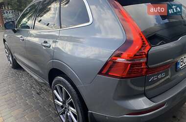 Внедорожник / Кроссовер Volvo XC60 2017 в 
