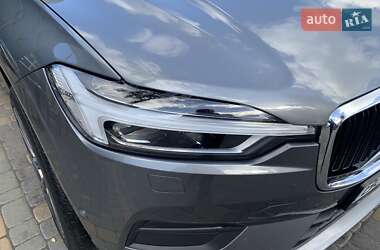 Внедорожник / Кроссовер Volvo XC60 2017 в 