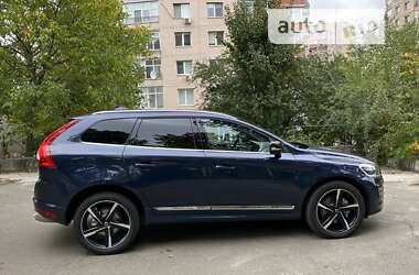 Внедорожник / Кроссовер Volvo XC60 2014 в 