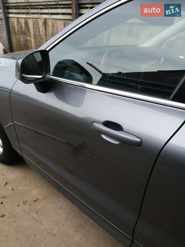 Внедорожник / Кроссовер Volvo XC60 2018 в Днепре