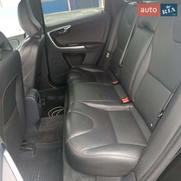 Позашляховик / Кросовер Volvo XC60 2017 в Кам'янець-Подільському