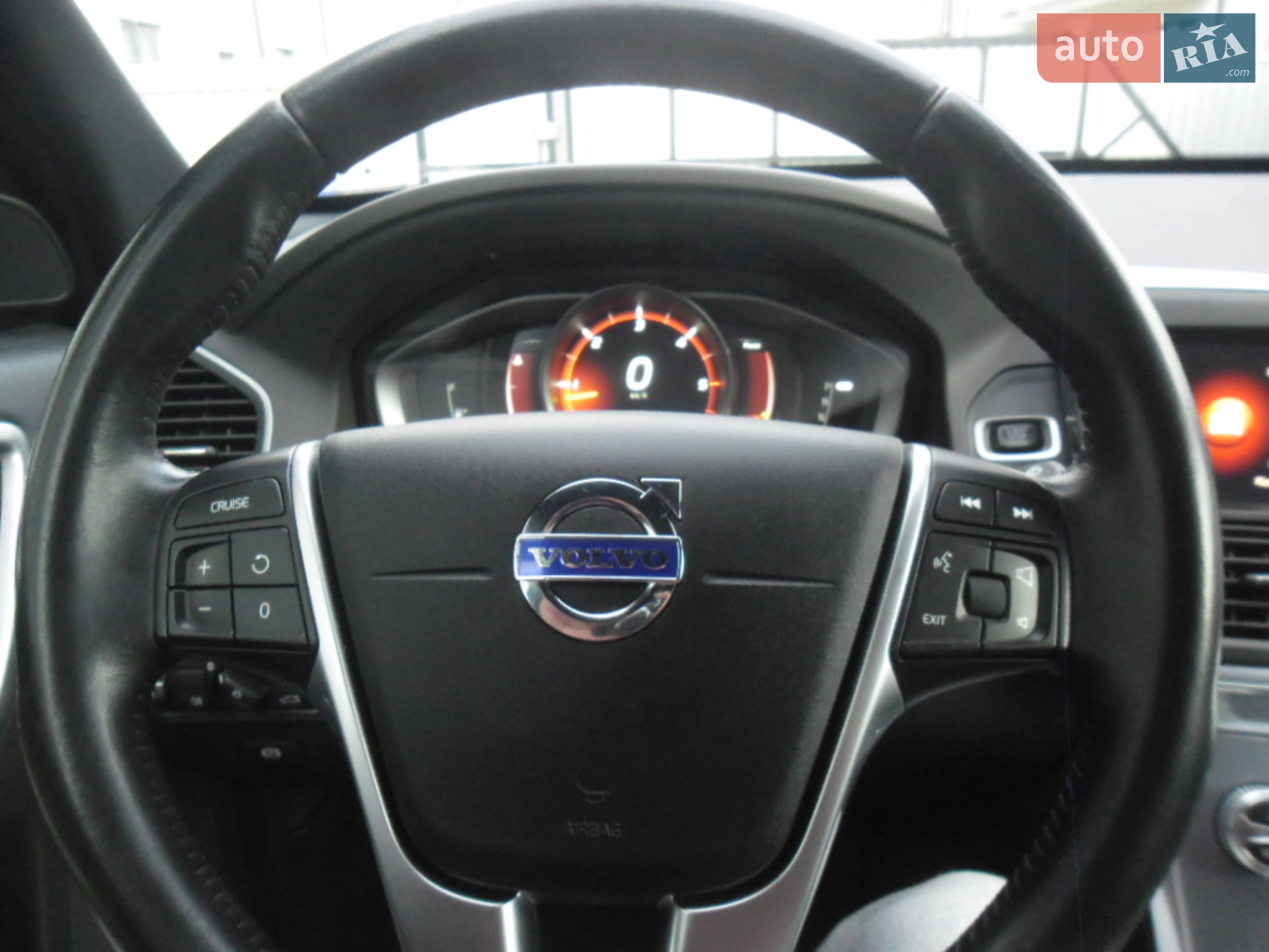 2017 Volvo XC60 - мініатюра 20