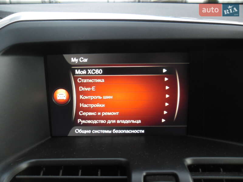 Внедорожник / Кроссовер Volvo XC60 2017 в Львове