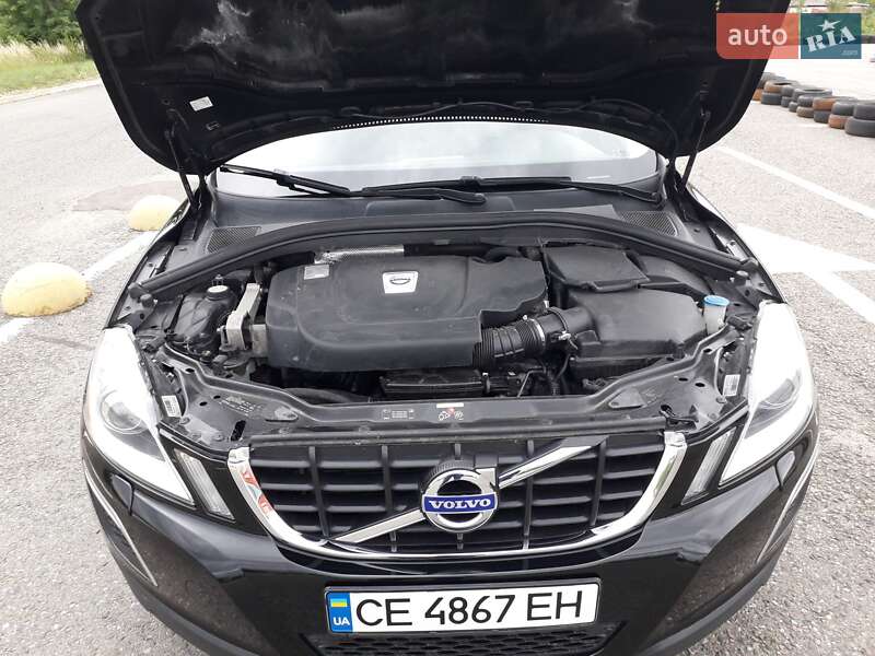 Внедорожник / Кроссовер Volvo XC60 2012 в Черновцах
