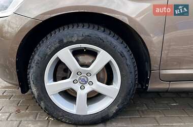 Внедорожник / Кроссовер Volvo XC60 2014 в 