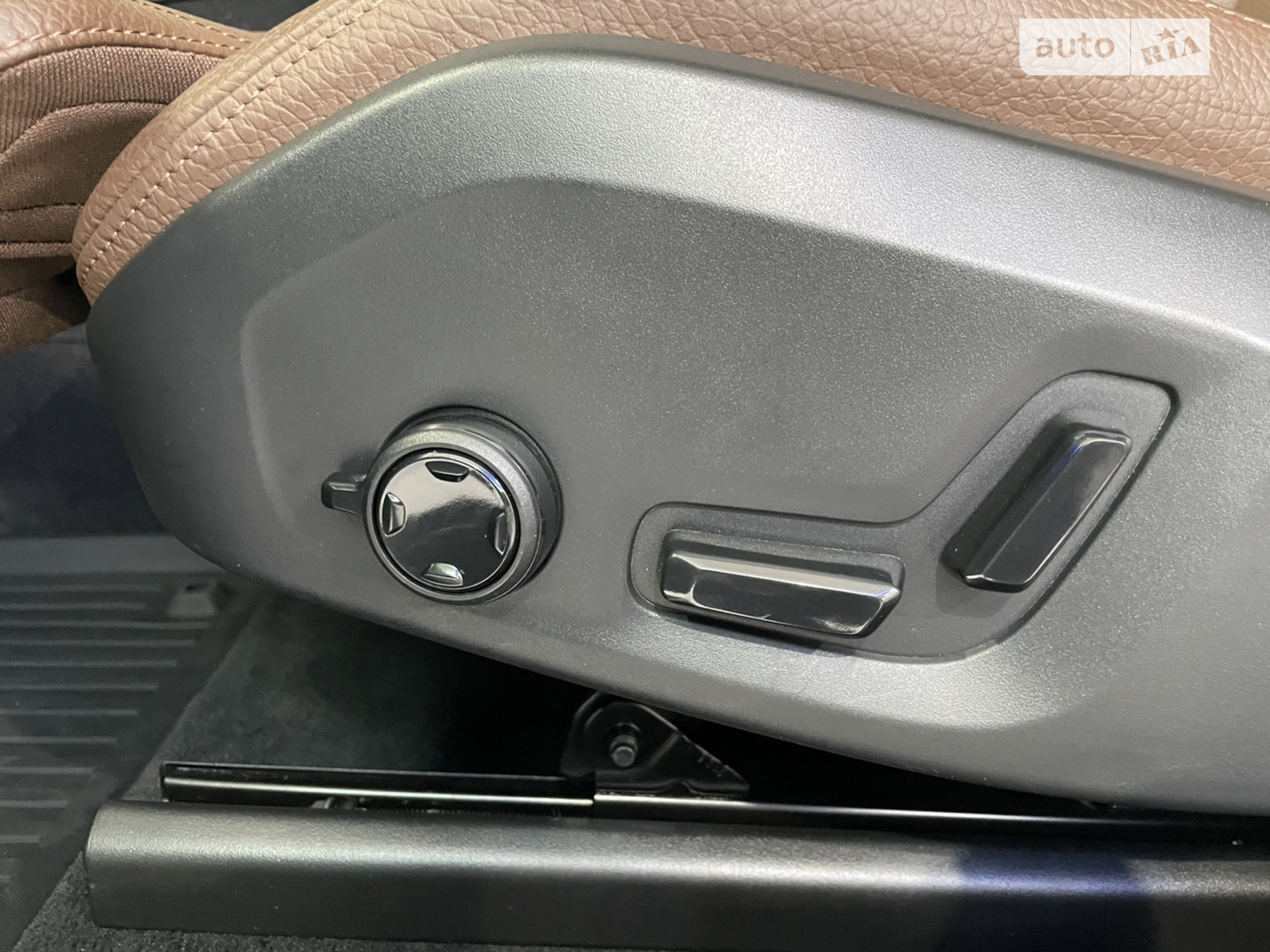 2021 Volvo XC60 - мініатюра 37