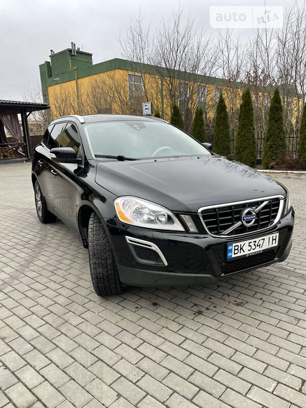 Позашляховик / Кросовер Volvo XC60 2011 в Рівному