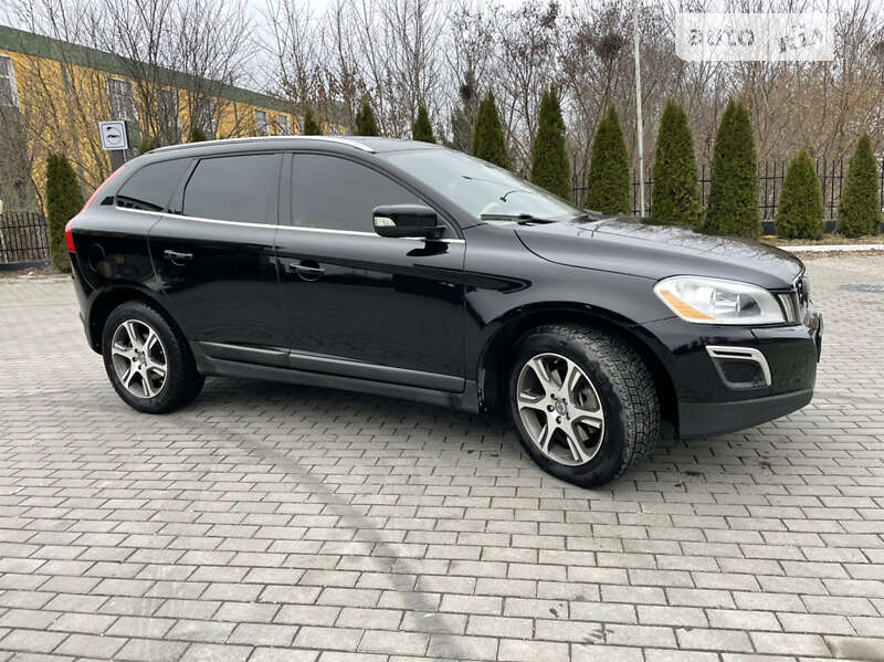 Позашляховик / Кросовер Volvo XC60 2011 в Рівному