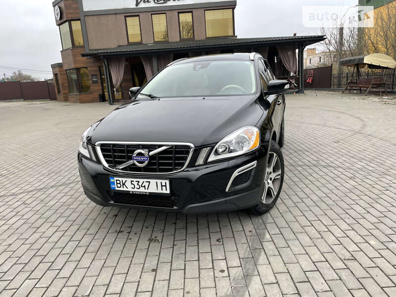 Позашляховик / Кросовер Volvo XC60 2011 в Рівному