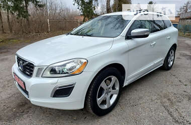 Внедорожник / Кроссовер Volvo XC60 2011 в Маневичах