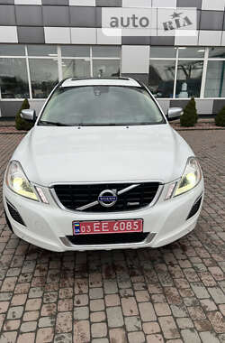 Внедорожник / Кроссовер Volvo XC60 2011 в Маневичах