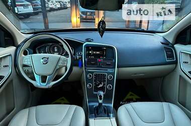 Позашляховик / Кросовер Volvo XC60 2015 в Києві
