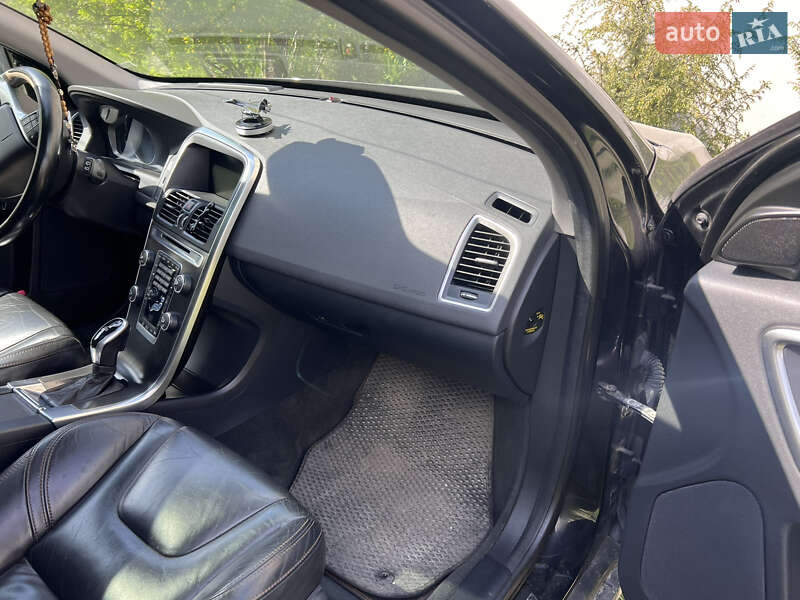 Внедорожник / Кроссовер Volvo XC60 2013 в Львове фото 111 Внедорожник / Кроссовер Volvo XC60 2013 в Львове