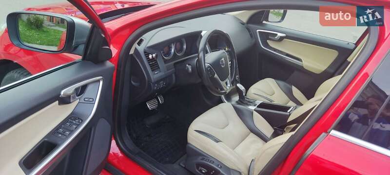 Внедорожник / Кроссовер Volvo XC60 2012 в Стрые