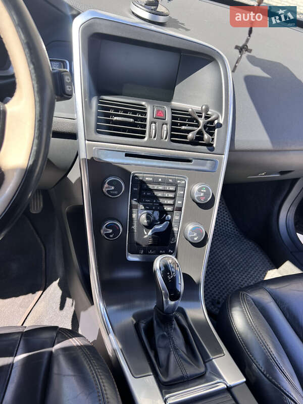 Внедорожник / Кроссовер Volvo XC60 2013 в Львове фото 32 Внедорожник / Кроссовер Volvo XC60 2013 в Львове