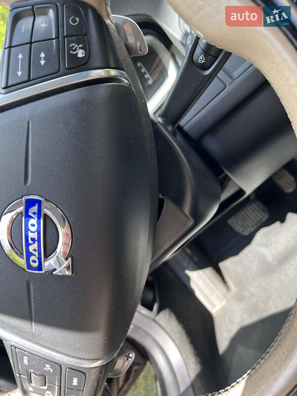 Внедорожник / Кроссовер Volvo XC60 2013 в Львове фото 102 Внедорожник / Кроссовер Volvo XC60 2013 в Львове