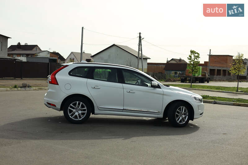 Позашляховик / Кросовер Volvo XC60 2017 в Києві