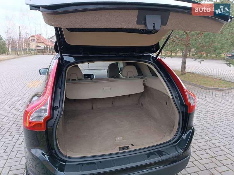 Внедорожник / Кроссовер Volvo XC60 2011 в Дрогобыче