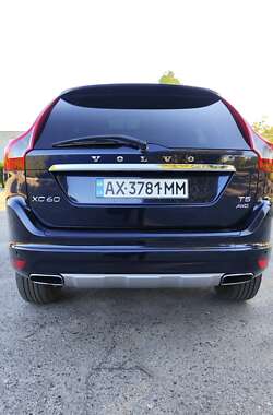 Позашляховик / Кросовер Volvo XC60 2015 в Харкові