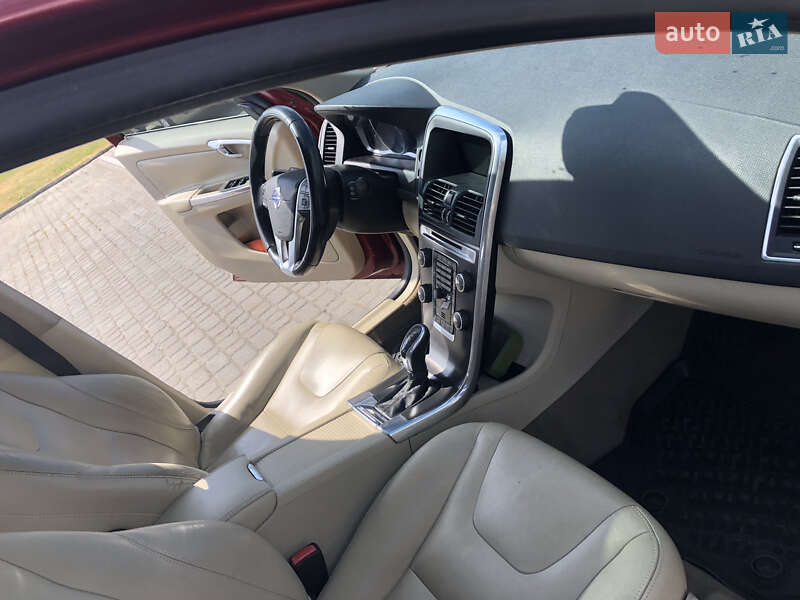 Внедорожник / Кроссовер Volvo XC60 2014 в Львове