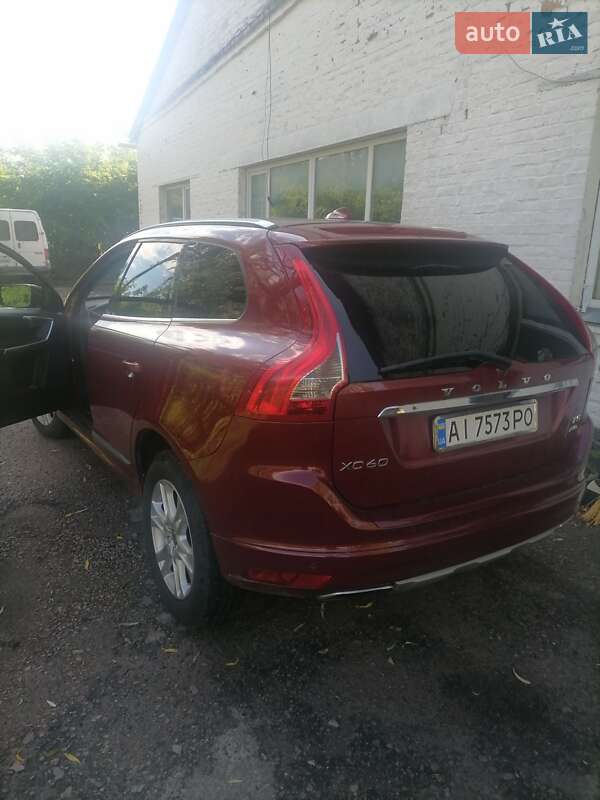 Позашляховик / Кросовер Volvo XC60 2015 в Києві