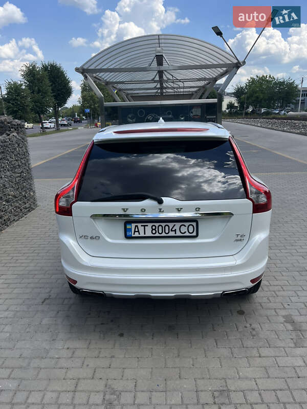 Внедорожник / Кроссовер Volvo XC60 2014 в Ивано-Франковске