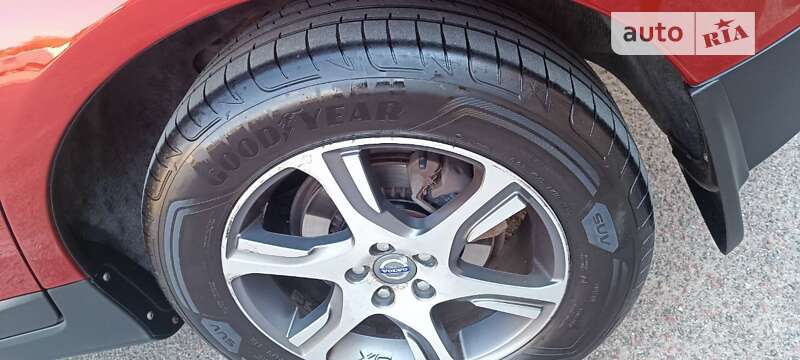 Позашляховик / Кросовер Volvo XC60 2012 в Ірпені