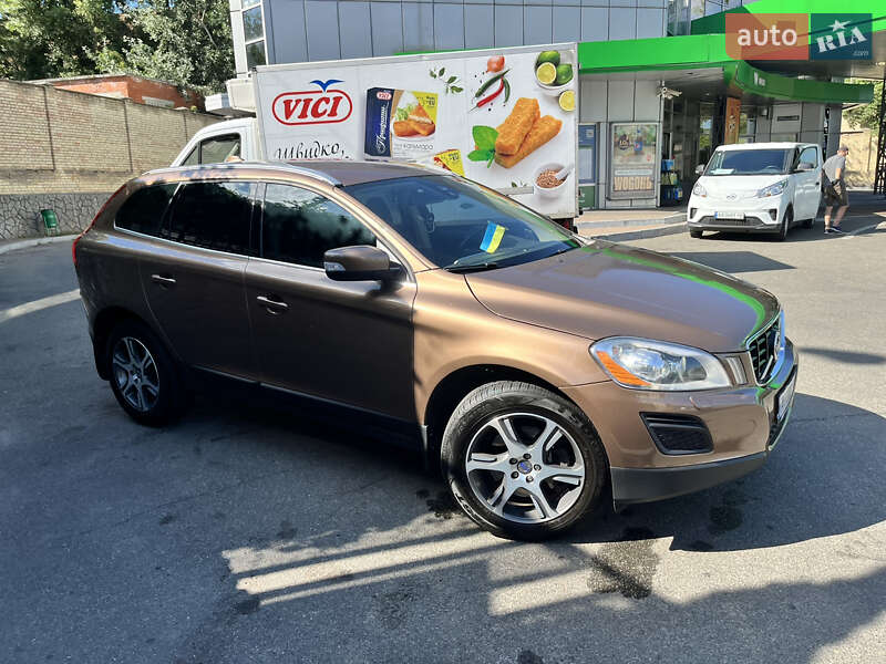 Позашляховик / Кросовер Volvo XC60 2012 в Києві