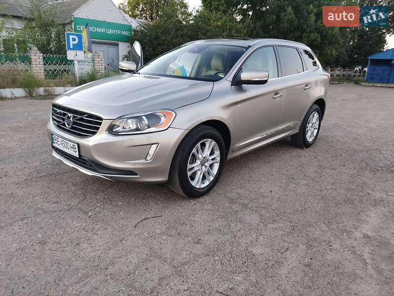 Внедорожник / Кроссовер Volvo XC60 2014 в Николаеве