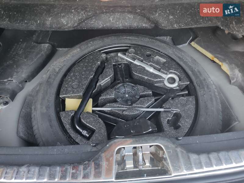 Внедорожник / Кроссовер Volvo XC60 2014 в Николаеве