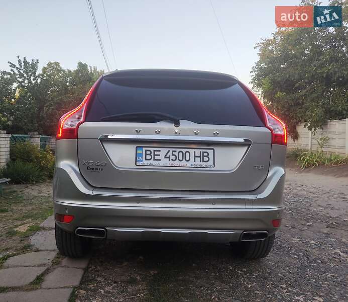 Внедорожник / Кроссовер Volvo XC60 2014 в Николаеве
