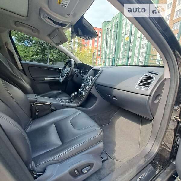 Позашляховик / Кросовер Volvo XC60 2016 в Івано-Франківську фото 25 Позашляховик / Кросовер Volvo XC60 2016 в Івано-Франківську