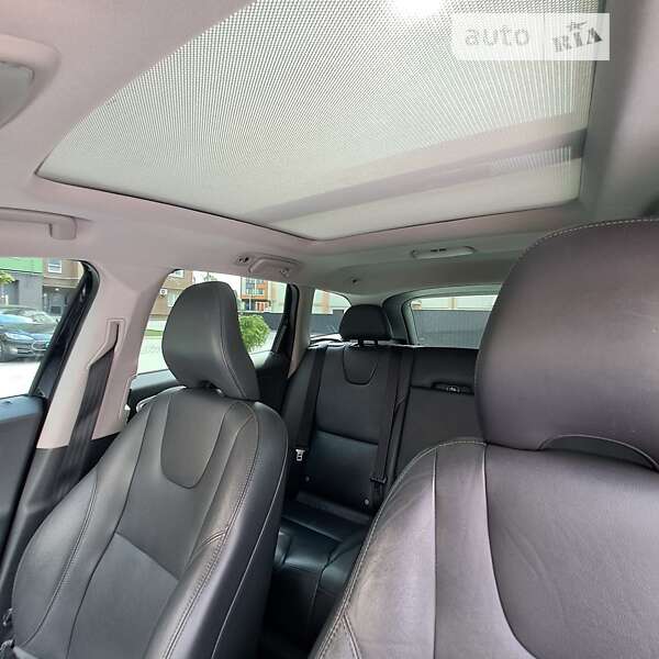 Позашляховик / Кросовер Volvo XC60 2016 в Івано-Франківську фото 26 Позашляховик / Кросовер Volvo XC60 2016 в Івано-Франківську