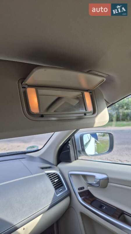 Внедорожник / Кроссовер Volvo XC60 2014 в Андрушевке