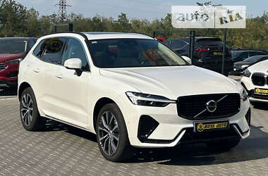 Внедорожник / Кроссовер Volvo XC60 2021 в Черновцах