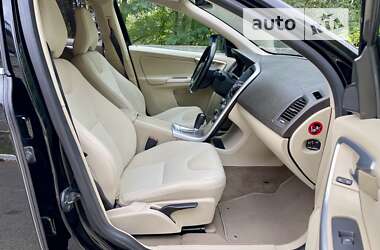 Внедорожник / Кроссовер Volvo XC60 2011 в Киеве