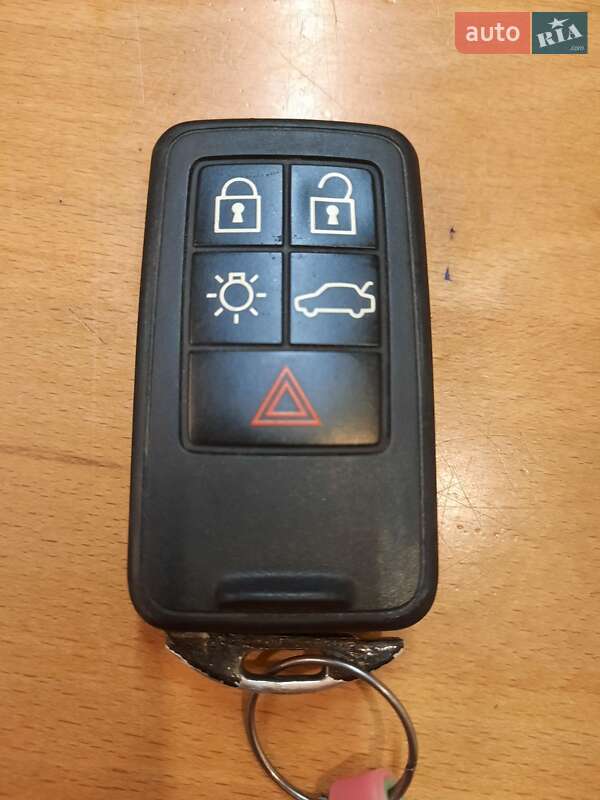 Внедорожник / Кроссовер Volvo XC60 2010 в Луцке