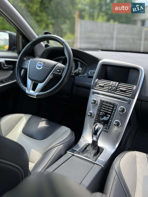Внедорожник / Кроссовер Volvo XC60 2017 в Киеве фото 7 Внедорожник / Кроссовер Volvo XC60 2017 в Киеве