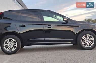 Позашляховик / Кросовер Volvo XC60 2015 в 