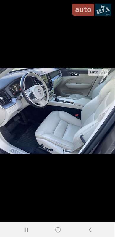 Внедорожник / Кроссовер Volvo XC60 2018 в Днепре фото 4 Внедорожник / Кроссовер Volvo XC60 2018 в Днепре