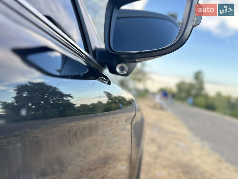 Внедорожник / Кроссовер Volvo XC60 2009 в Киеве