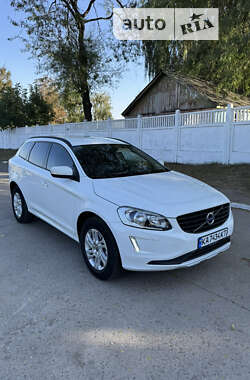 Внедорожник / Кроссовер Volvo XC60 2016 в Киеве