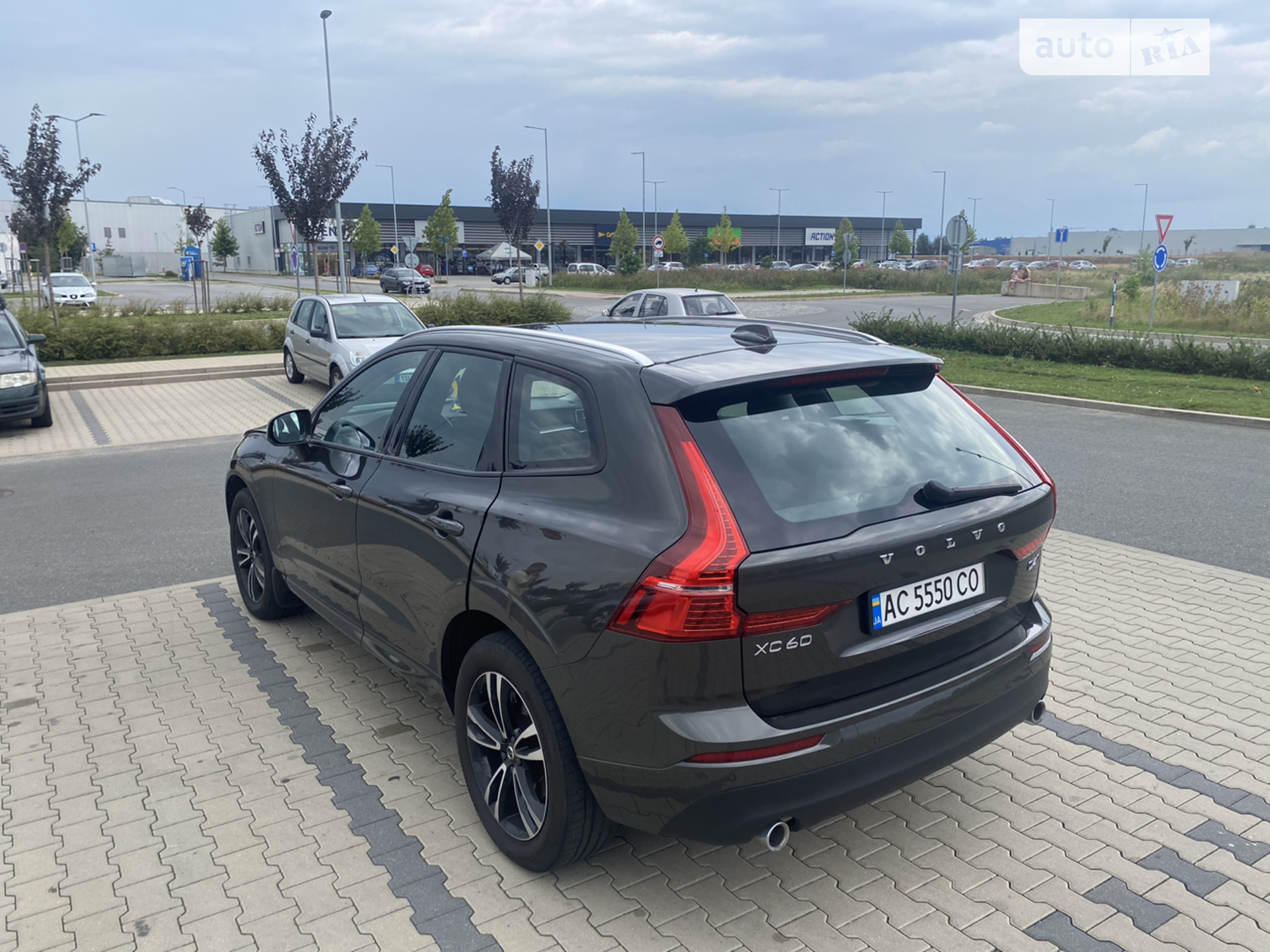 2018 Volvo XC60 - мініатюра 13