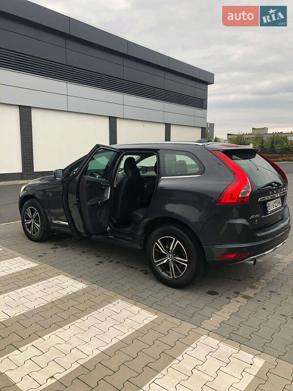 Внедорожник / Кроссовер Volvo XC60 2014 в Светловодске