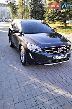 Внедорожник / Кроссовер Volvo XC60 2015 в 