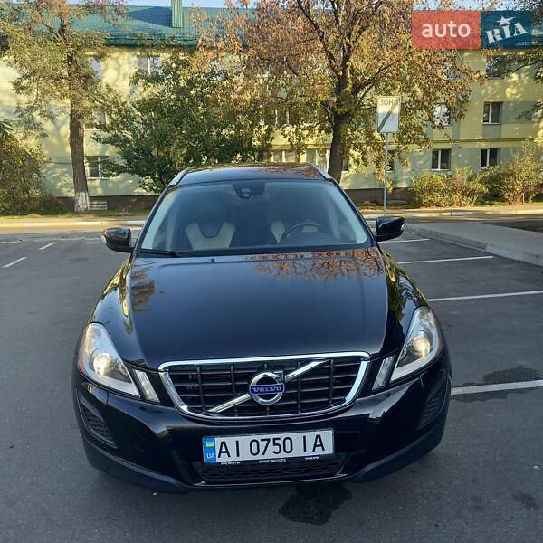 Внедорожник / Кроссовер Volvo XC60 2012 в Буче