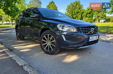 Внедорожник / Кроссовер Volvo XC60 2015 в Черновцах