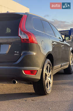 Внедорожник / Кроссовер Volvo XC60 2013 в 
