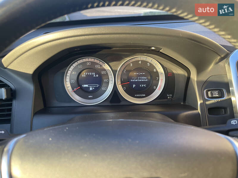 Позашляховик / Кросовер Volvo XC60 2013 в Києві