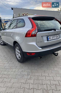 Внедорожник / Кроссовер Volvo XC60 2009 в 